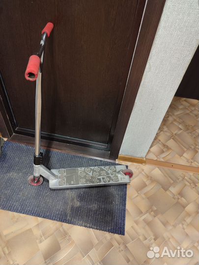 Трюковой самокат кастом стрит