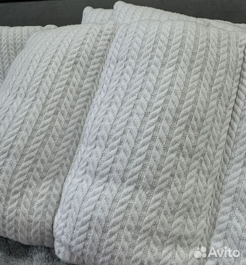 Бортики в детскую кроватку белые