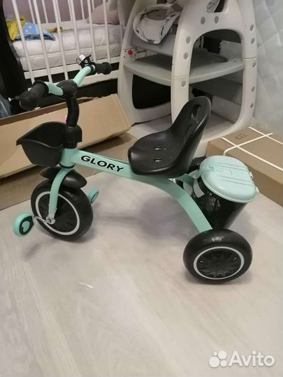 Трехколесный велосипед