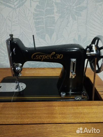Швейная машина Csepel