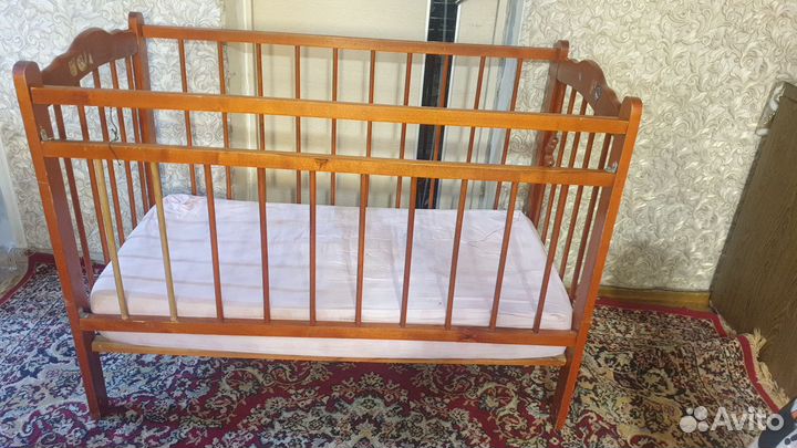 Детская кровать с матрасом бу