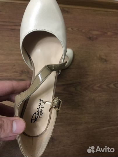 Туфли женские 36 размер,носила всего один раз,прод