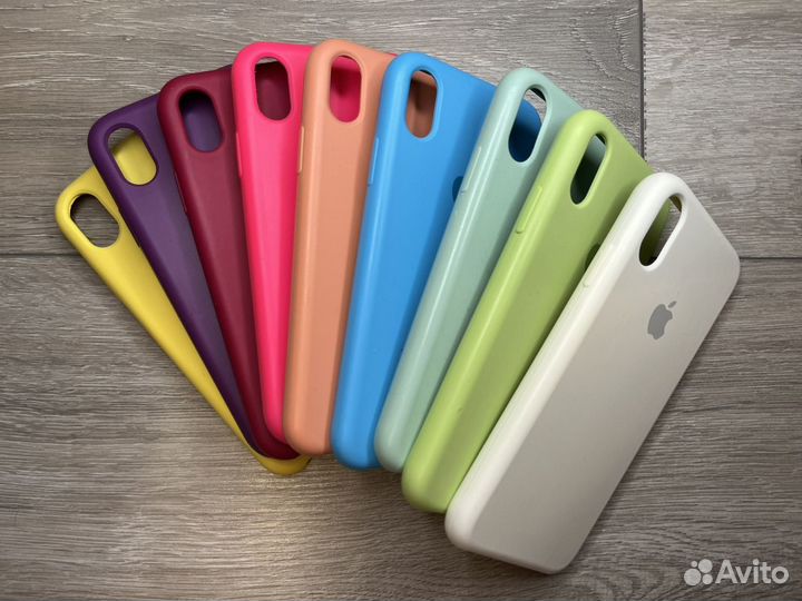 Чехолы на iPhone XR