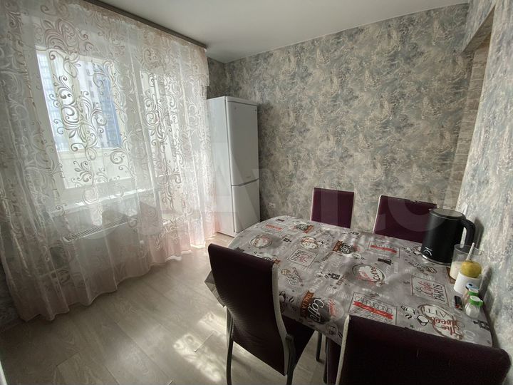 2-к. квартира, 58,9 м², 3/15 эт.