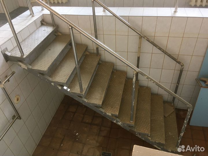 Лестница из нержавейки