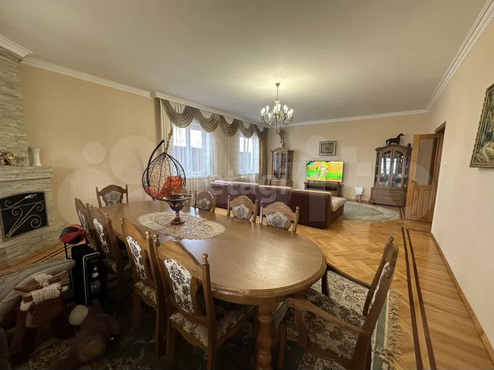 Дом 313 м² на участке 30 сот.