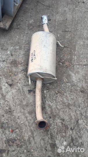 Мазда фамилия глушитель задния банка