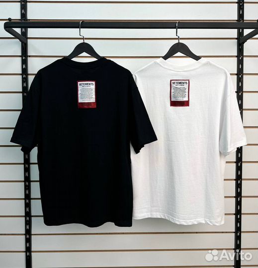 Футболка vetements