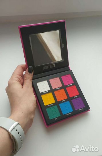 Цветная палетка теней beauty bay - bright 9