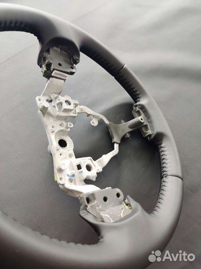 Руль Toyota avensis 3 t270
