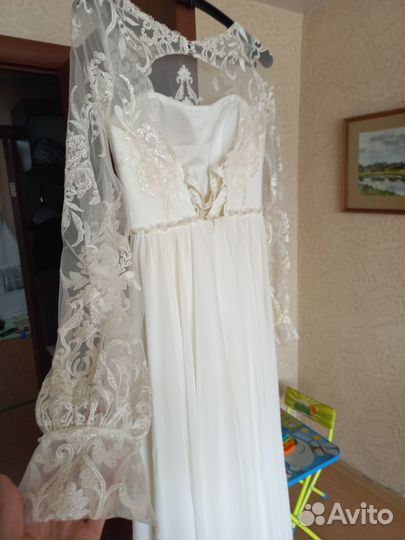 Свадебное платье