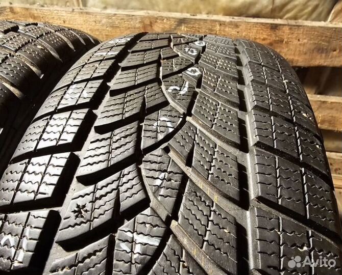 Goodyear UltraGrip Ice SUV 225/55 R18