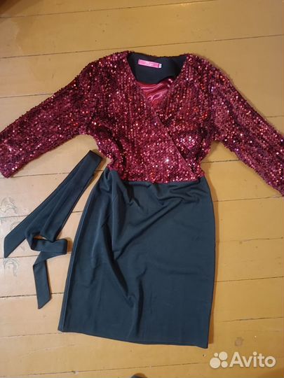 Вечернее платье