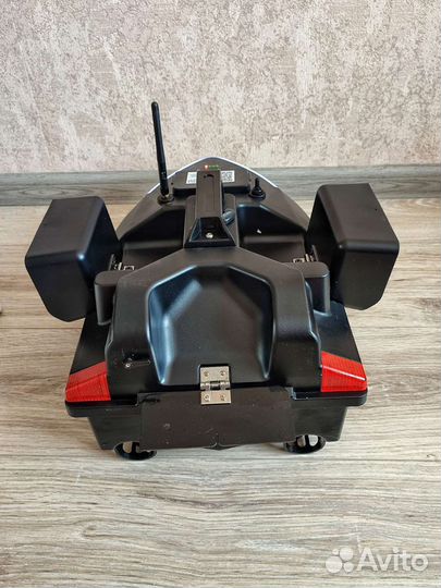 Прикормочный кораблик с gps 40 точек