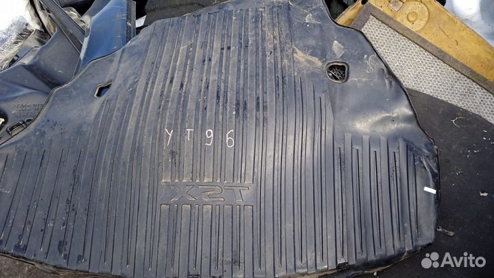 Ковер резиновый в багажник Хонда Аккорд 8