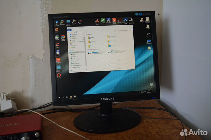 Продам мониторы