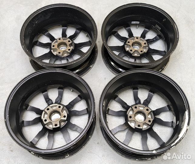 Литые диски R-17 Racing Wheels H-497 (5x114.3)