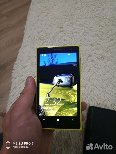 Телефон Microsoft