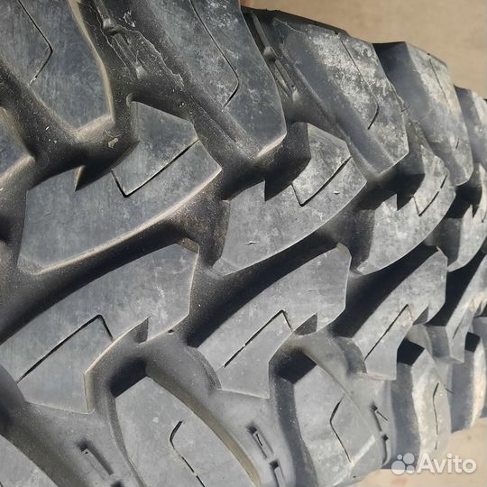 Toyo Open Country M/T 285/75 R16