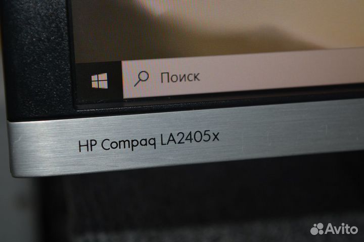 Монитор HP 24