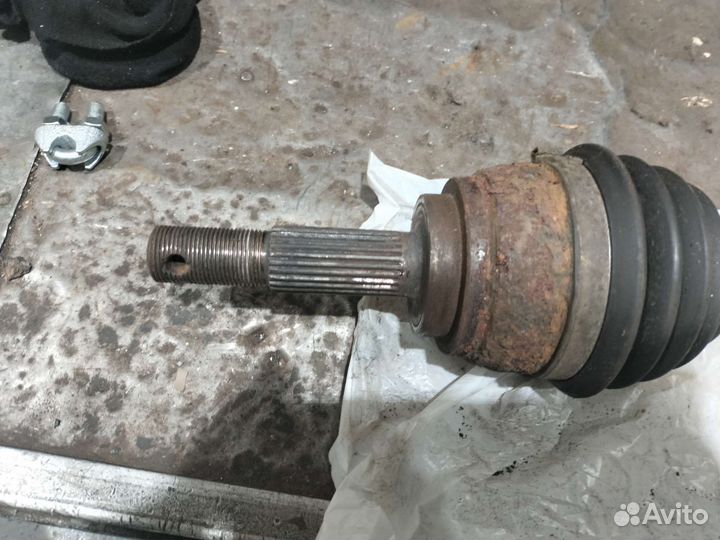 Привод левый в сборе Nissan Almera Classik МКПП