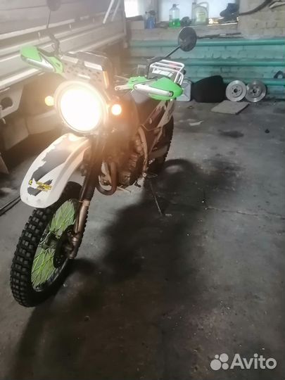 Suzuki Djebel 250xc
