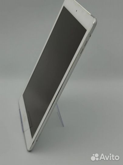Nothing Phone (2a), 8/128 ГБ