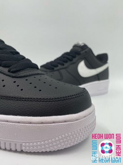 Кроссовки Nike Air Force 1 Black White Swoosh