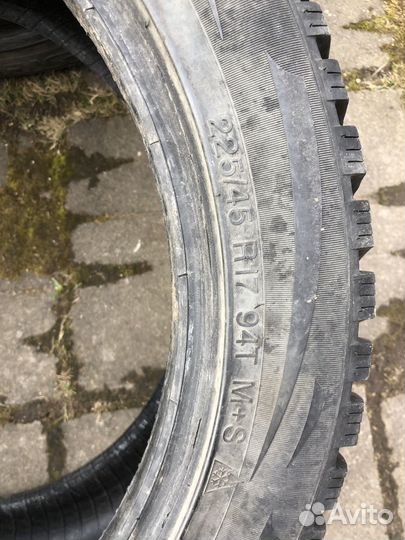 Vredestein ArcTrac 225/45 R17 94