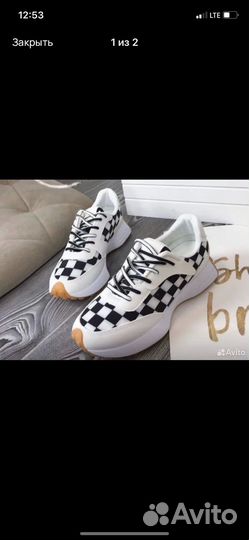 Кросовки женские