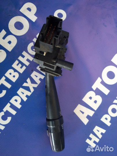 Переключатель поворотов. Toyota Noah минивен