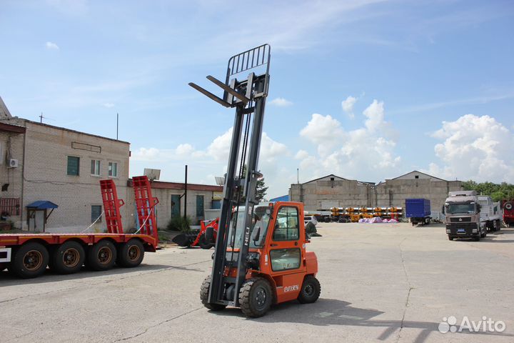 Вилочный погрузчик Heli CPCD30, 2023