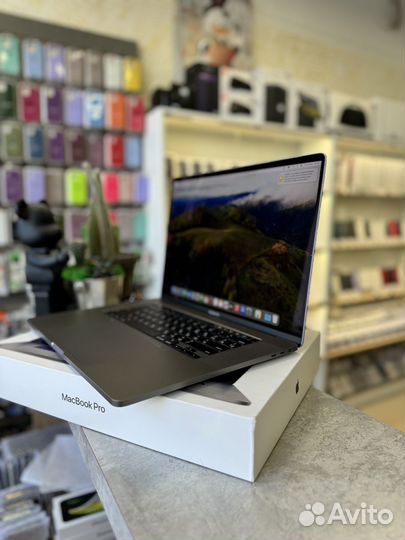 Apple MacBook Pro 16. 1Tb/16Gb. Состояние Нового