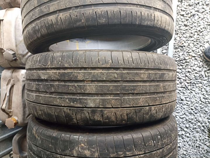 Dunlop SP Sport Maxx 050+ 255/45 R20 105Y