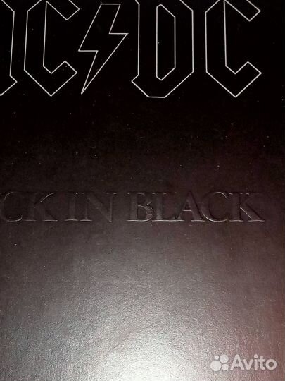 Продам пластинку AC/DC Back In Black