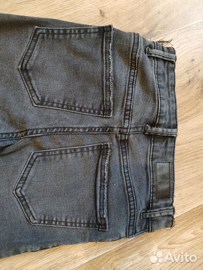 Джинсы bershka 32