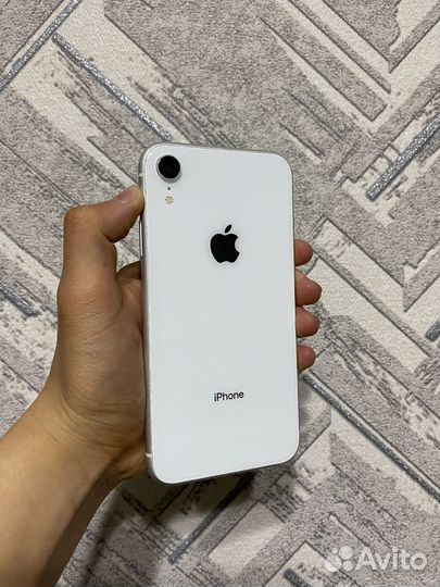 iPhone Xr, 128 ГБ