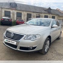 Volkswagen Passat 1.8 AMT, 2010, 183 976 км, с пробегом, цена 745 000 руб.