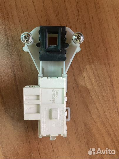 Запчасти на стиральную машину Ariston avsl 105