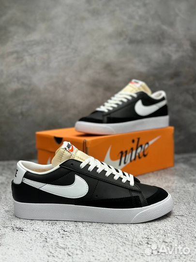 Nike Blazer Low 77 Black White