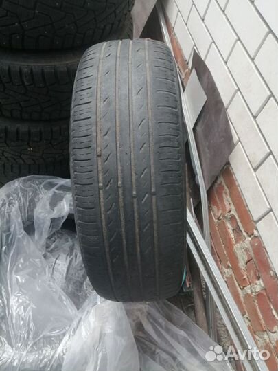 Kumho Solus KH15 215/65 R16