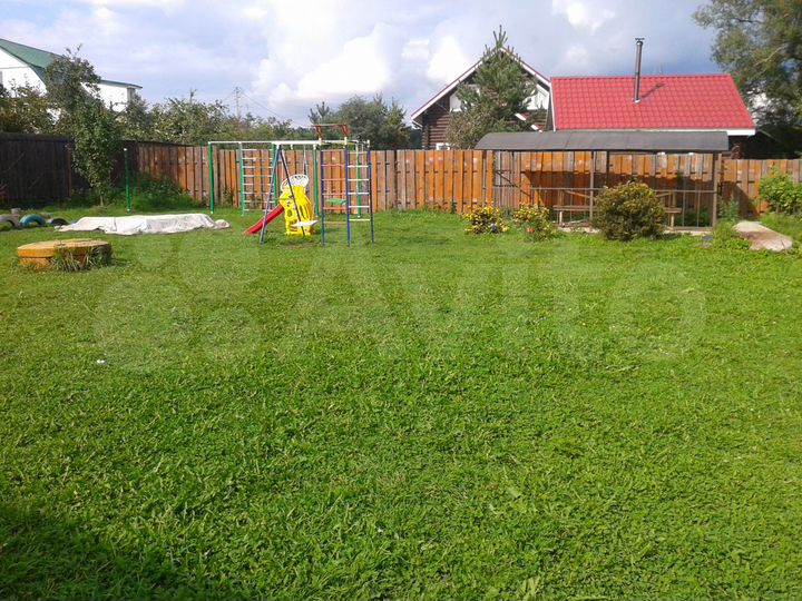 Таунхаус 300 м² на участке 20 сот.