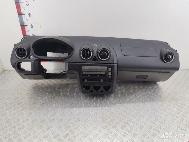 Торпедо (панель передняя) для Ford Fiesta 5