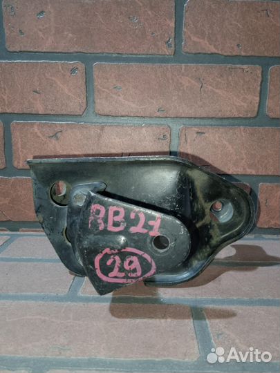 Кронштейн опоры двигателя suzuki aerio RB21S M15A LH
