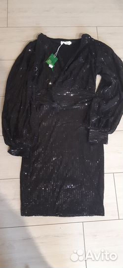 Продам платье