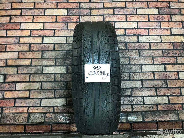 Roadstone Winguard Ice 215/60 R16 95Q