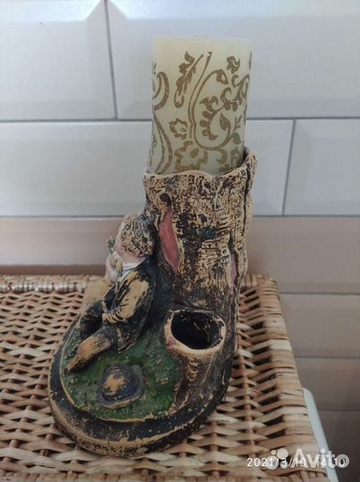 Старинный подсвечник