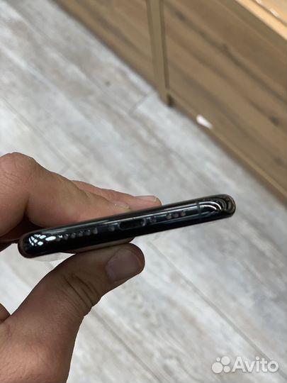 iPhone 11 Pro, 64 ГБ