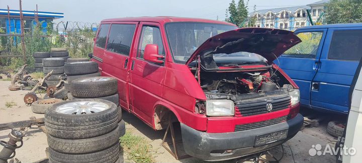 Дверь правая VW T4.Фольксваген Т4
