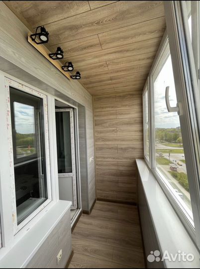 Остекление и отделка балконов